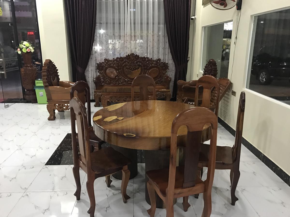 Sin Hak Seng Hotel Phnom Penh Luaran gambar